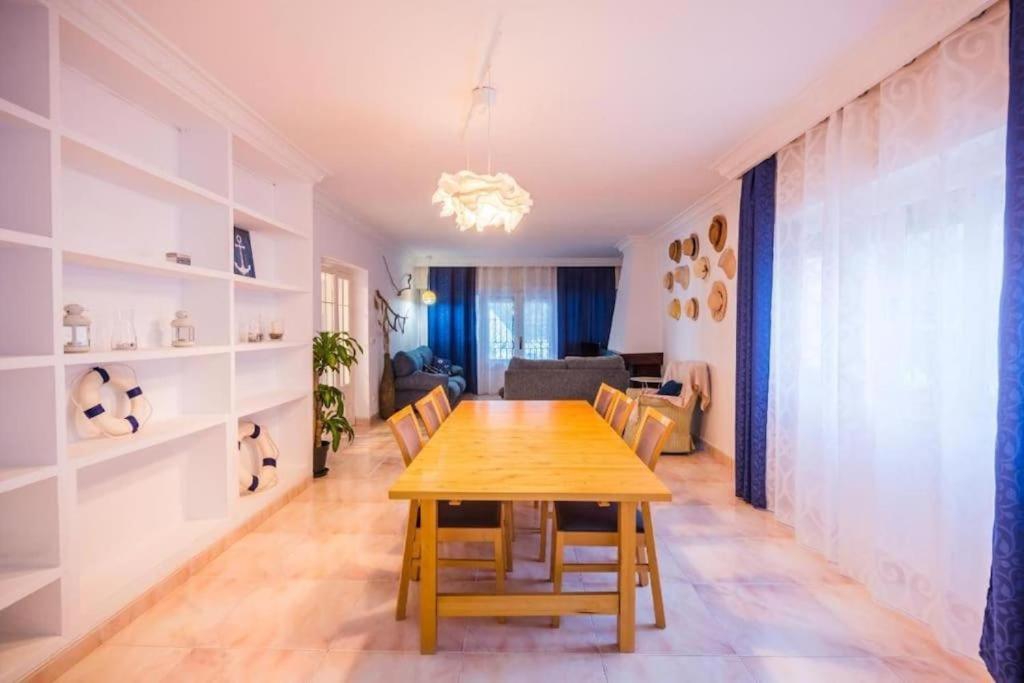 Chalet En Aguadulce Con Piscina Privada Экстерьер фото